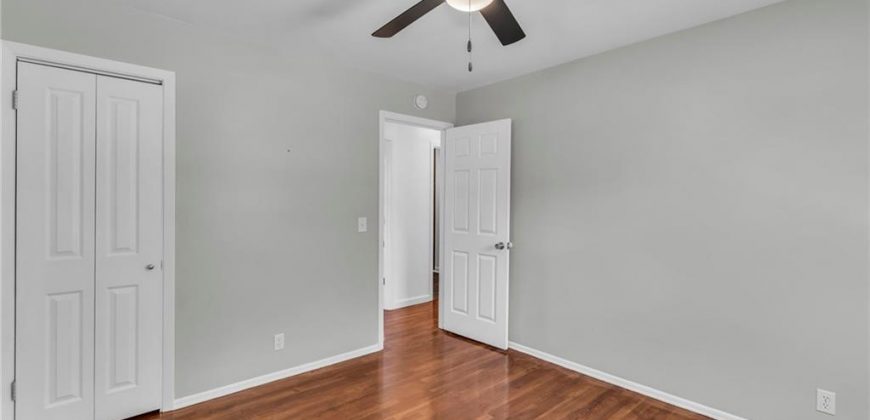 Homes for Sale in Gladstone, MO 64119 | 6505 N WALROND Avenue