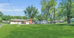 Homes for Sale in Gladstone, MO 64119 | 6505 N WALROND Avenue
