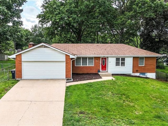 Homes for Sale in Kansas City, MO 64155 | 8822 N McGee Street