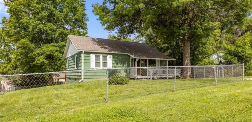 Homes for Sale in Kansas City, MO 64151 | 6608 N Edison Avenue