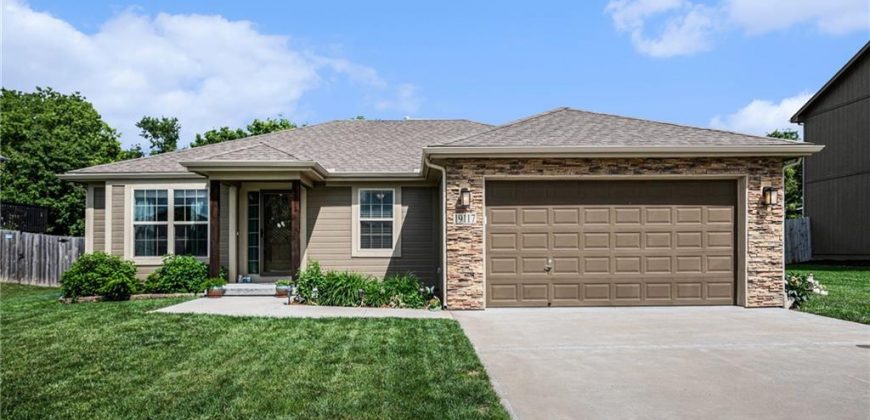 Homes for Sale in Smithville, MO 64089 | 19117 NE Switchgrass Drive