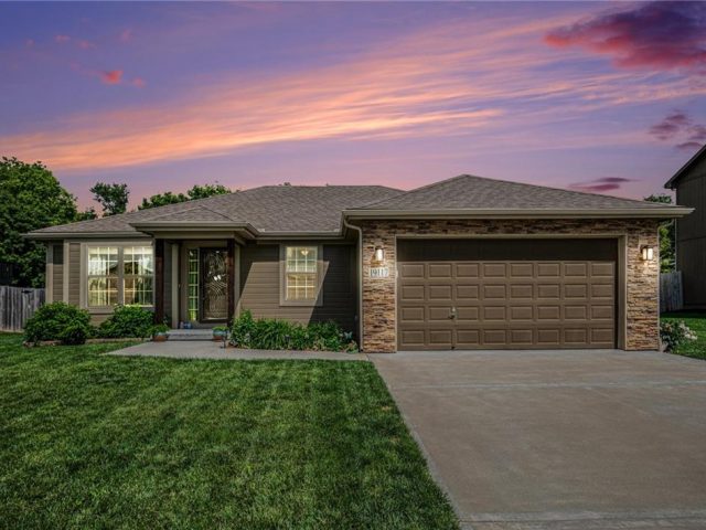 Homes for Sale in Smithville, MO 64089 | 19117 NE Switchgrass Drive