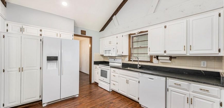 Homes for Sale in Kansas City, MO 64151 | 4814 NW 80th Terrace