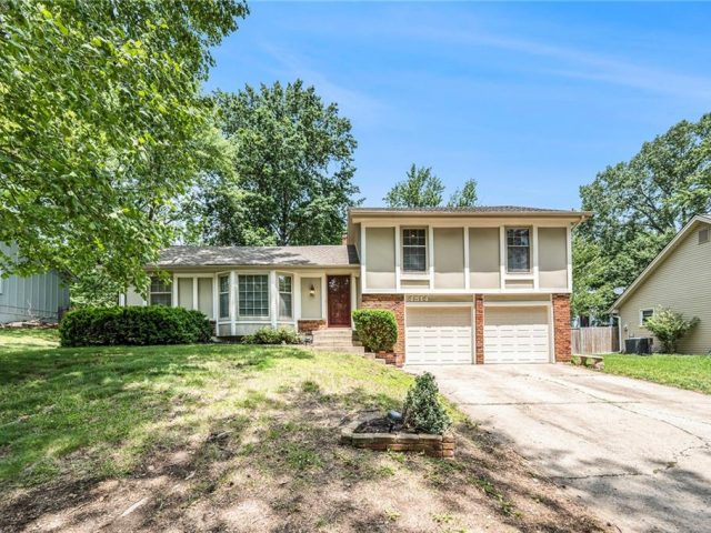 Homes for Sale in Kansas City, MO 64151 | 4814 NW 80th Terrace