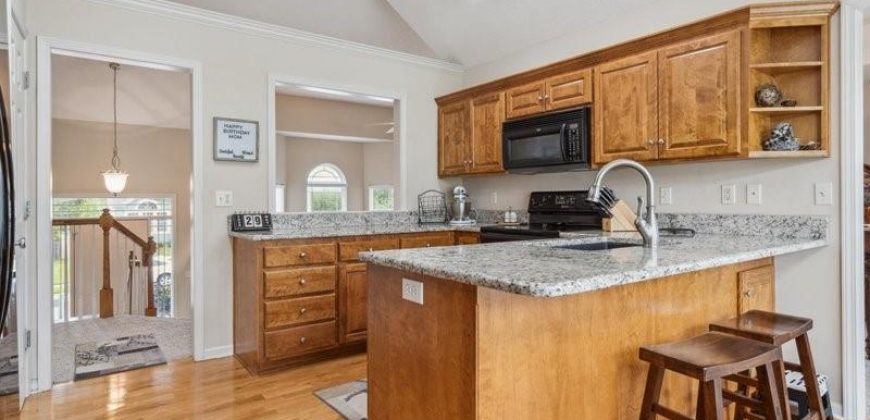 Homes for Sale in Kansas City, MO 64155 | 9610 N Highland Terrace