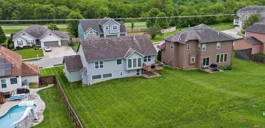 Homes for Sale in Kansas City, MO 64155 | 9610 N Highland Terrace