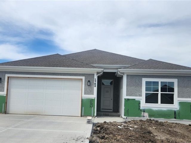 Homes for Sale in Kansas City, MO 64155 | 1742 NW 107th Terrace