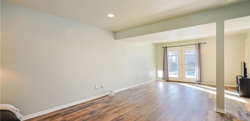 Homes for Sale in Smithville, MO 64089 | 401  Lake Meadows Drive