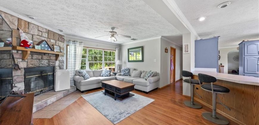 Homes for Sale in Platte City, MO 64079 | 11012  Platte River Road