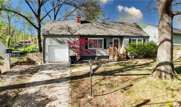 Homes for Sale in Kansas City, MO 64119 | 2922 NE 56th Street