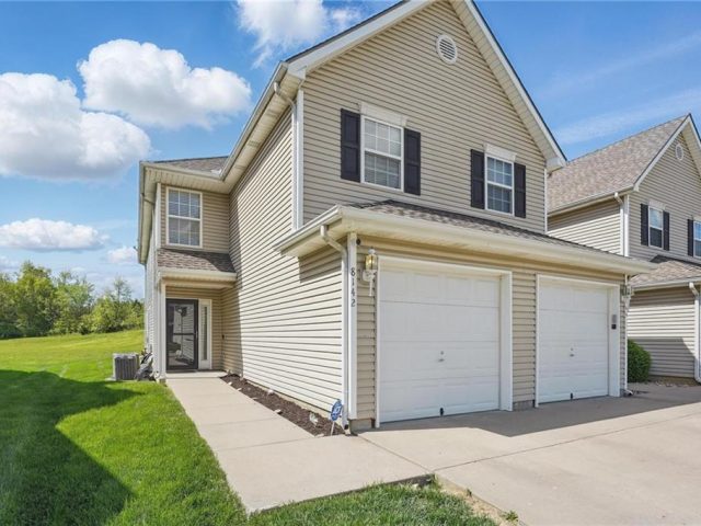 Homes for Sale in Kansas City, MO 64119 | 8142 N Elmwood Avenue