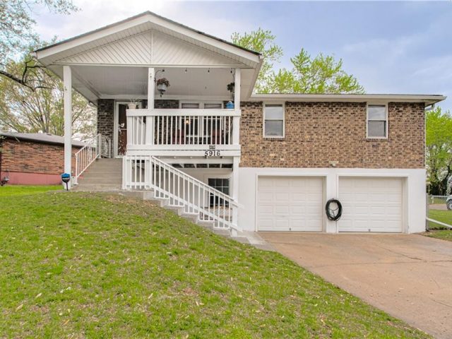 Homes for Sale in Kansas City, MO 64117 | 5916 NE 45th Terrace