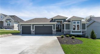 Homes for Sale in Kansas City, MO 64155 | 1305 NW 106th Terrace