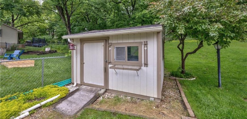Homes for Sale in Kansas City, MO 64151 | 6111 NW 49th Terrace