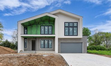 Homes for Sale in Kansas City, MO 64154 | 2614 NW 84th Terrace