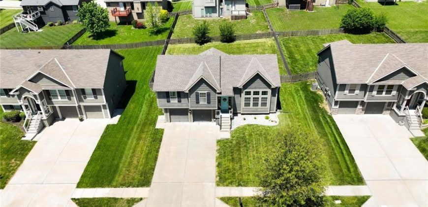 Homes for Sale in Kansas City, MO 64157 | 8922 NE 116th Terrace
