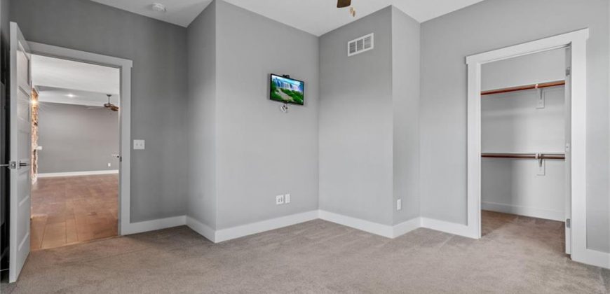Homes for Sale in Kansas City, MO 64157 | 9605 N Home Avenue