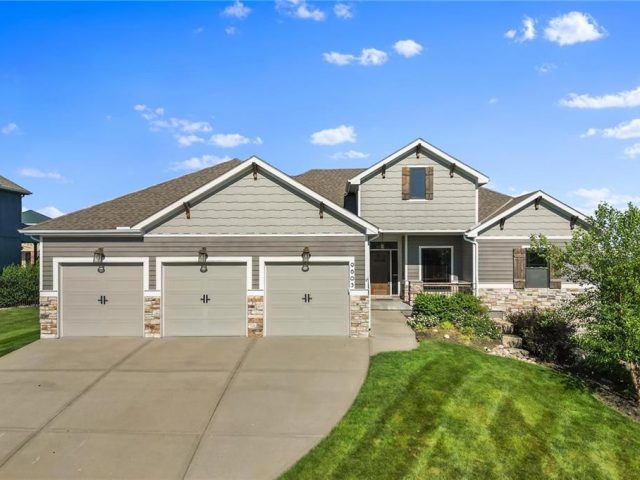 Homes for Sale in Kansas City, MO 64157 | 9605 N Home Avenue
