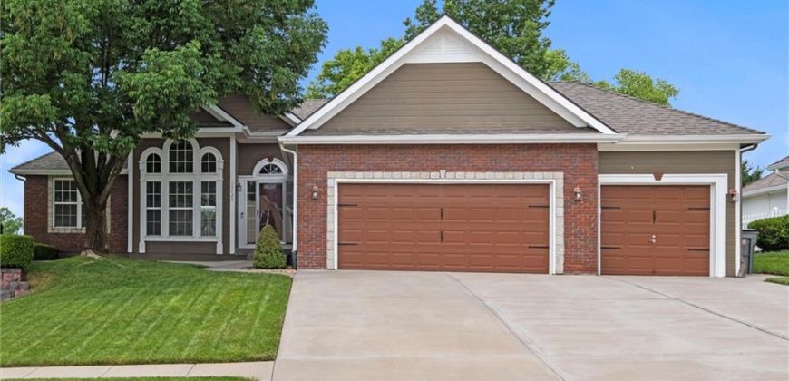 Homes for Sale in Platte City, MO 64079 | 13720  Wagon Pass Road