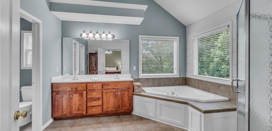 Homes for Sale in Kansas City, MO 64156 | 3612 NE 94th Terrace