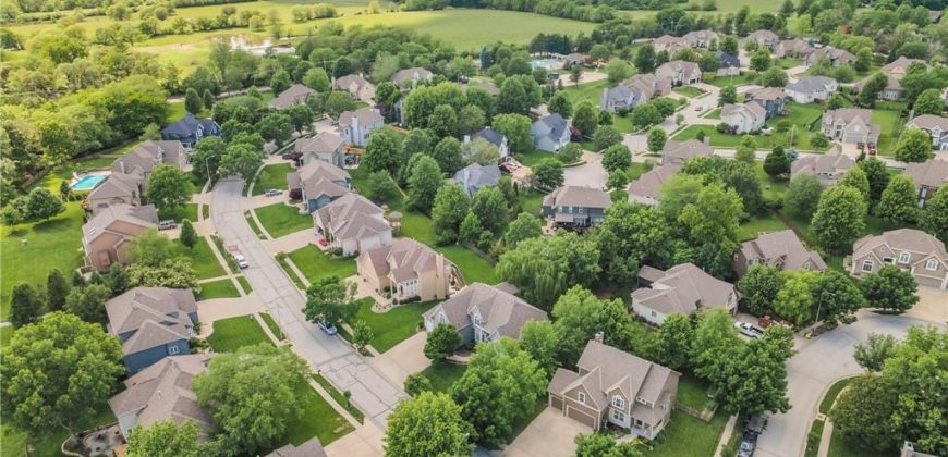 Homes for Sale in Kansas City, MO 64156 | 3612 NE 94th Terrace