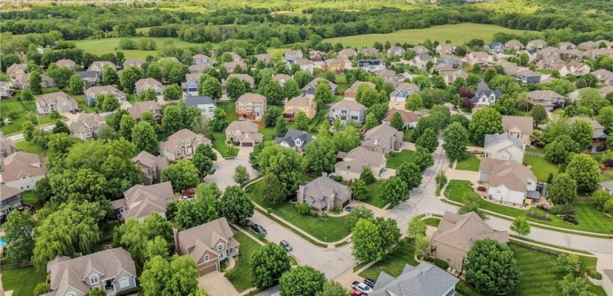 Homes for Sale in Kansas City, MO 64156 | 3612 NE 94th Terrace
