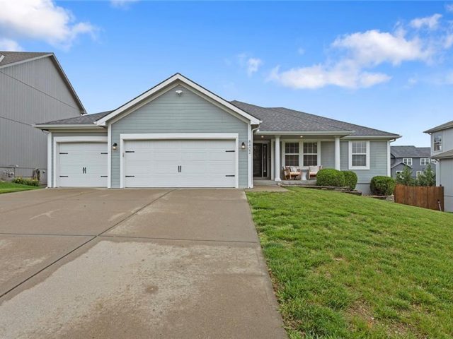 Homes for Sale in Kansas City, MO 64157 | 8402 NE 102nd Street