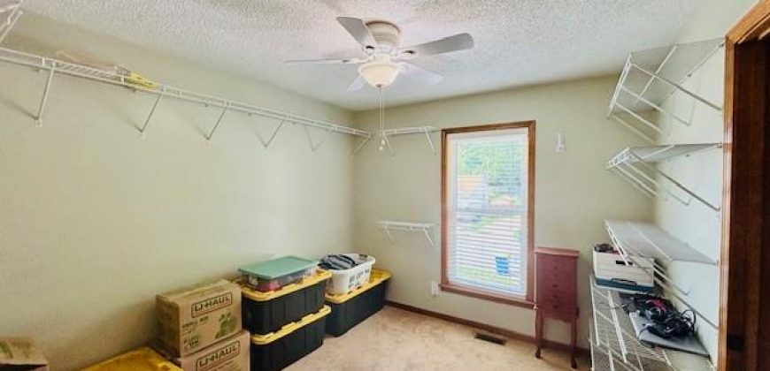 Homes for Sale in Liberty, MO 64068 | 1125  Amesbury Avenue