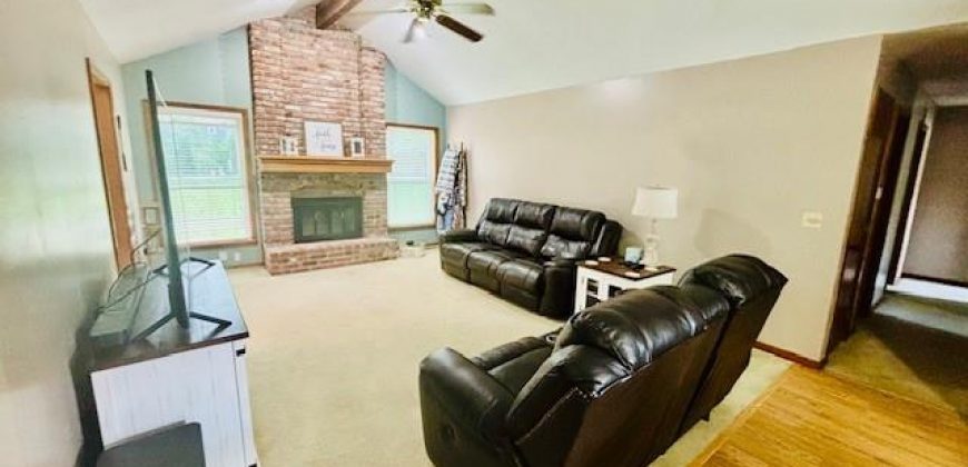 Homes for Sale in Liberty, MO 64068 | 1125  Amesbury Avenue