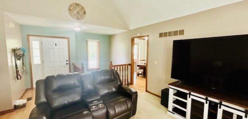 Homes for Sale in Liberty, MO 64068 | 1125  Amesbury Avenue
