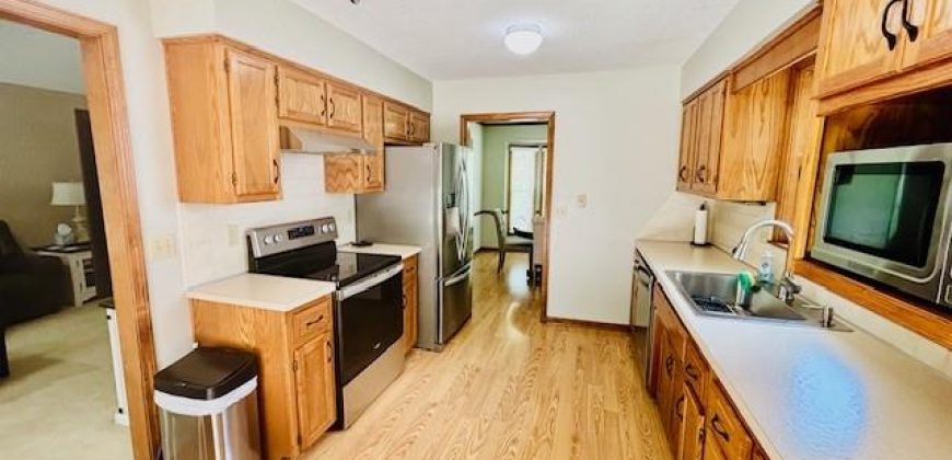 Homes for Sale in Liberty, MO 64068 | 1125  Amesbury Avenue