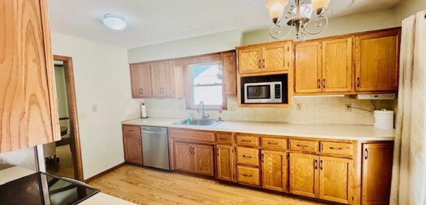 Homes for Sale in Liberty, MO 64068 | 1125  Amesbury Avenue