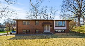 Homes for Sale in Kansas City, MO 64151 | 5018 NW Huonker Road