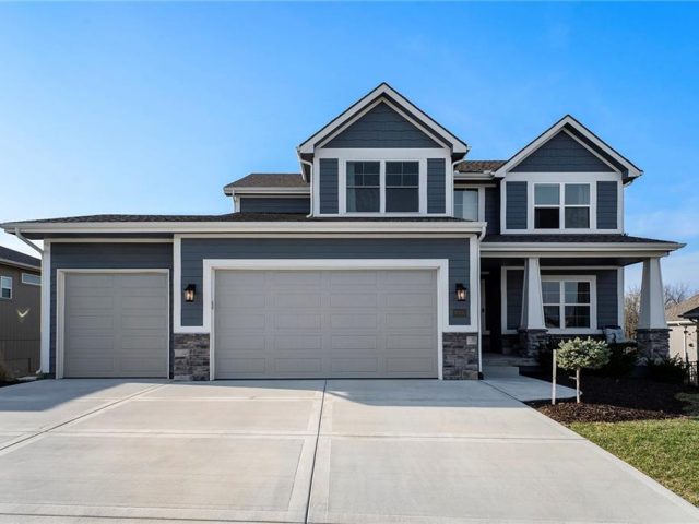 Homes for Sale in Kansas City, MO 64158 | 8005 NE 76th Terrace