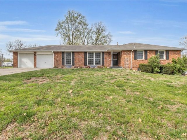 Homes for Sale in Kansas City, MO 64152 | 9906  Shaggy Bark Lane