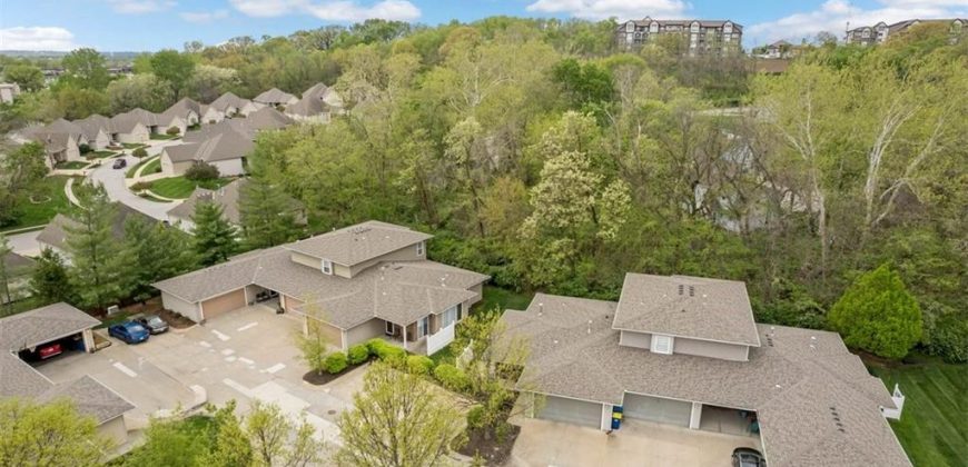 Homes for Sale in Liberty, MO 64068 | 384 N Clayview Drive