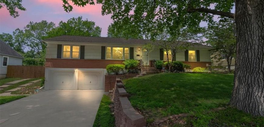 Homes for Sale in Kansas City, MO 64116 | 3320  Mohawk Lane