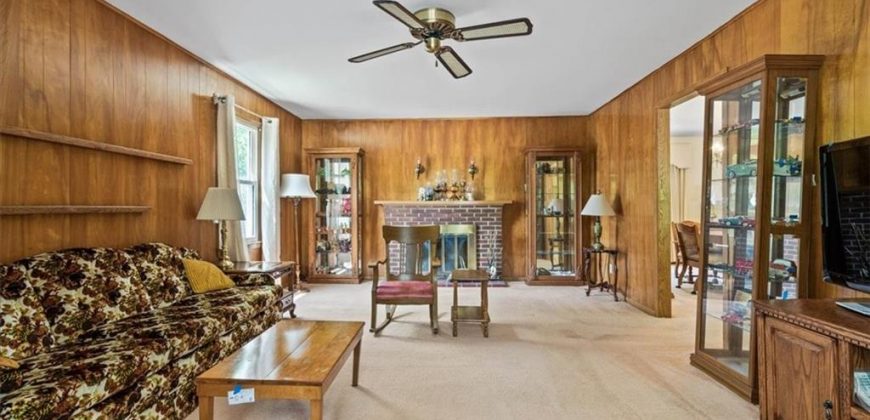 Homes for Sale in Kansas City, MO 64116 | 3320  Mohawk Lane