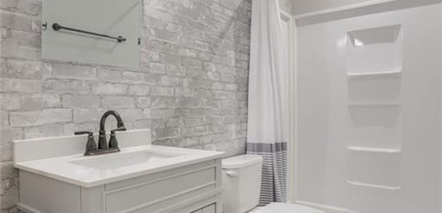 Homes for Sale in Kansas City, MO 64157 | 8221 NE 103rd Terrace