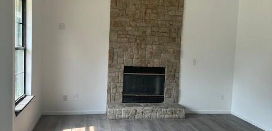 Homes for Sale in Gladstone, MO 64118 | 7037 N Holmes Street