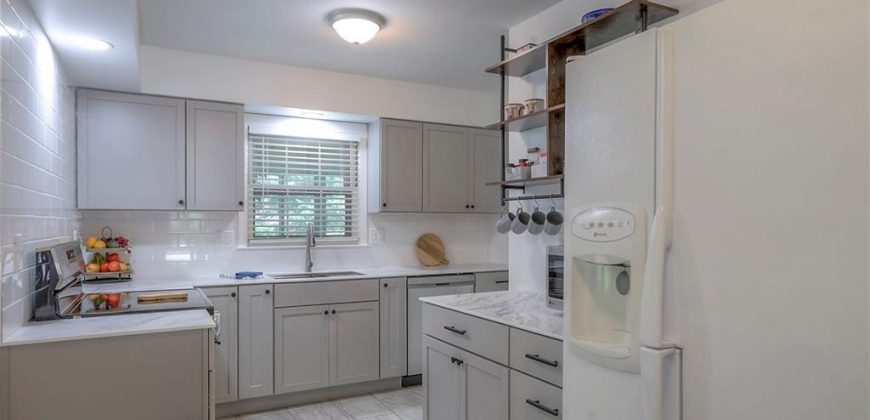 Homes for Sale in Kansas City, MO 64151 | 6902 NW BIRCH Court