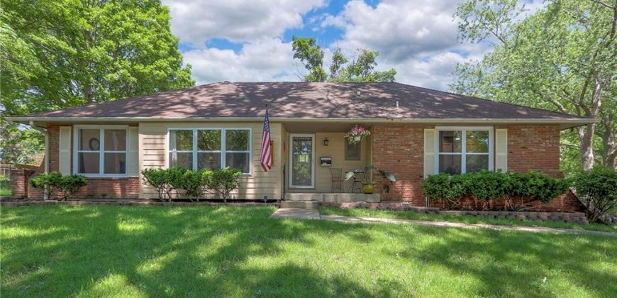 Homes for Sale in Kansas City, MO 64151 | 6902 NW BIRCH Court