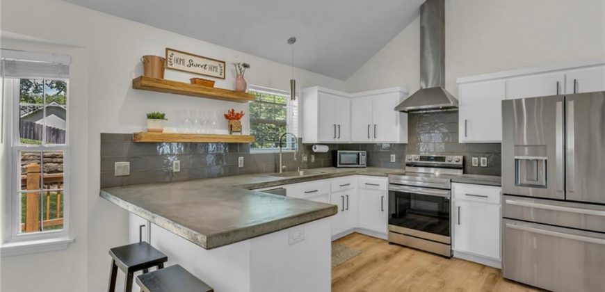 Homes for Sale in Kansas City, MO 64118 | 1310 NW 74th Place