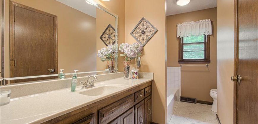 Homes for Sale in Liberty, MO 64157 | 1540 N Withers Road