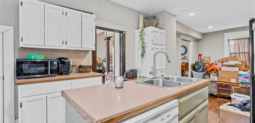 Homes for Sale in Excelsior Springs, MO 64024 | 214  Cliff Drive