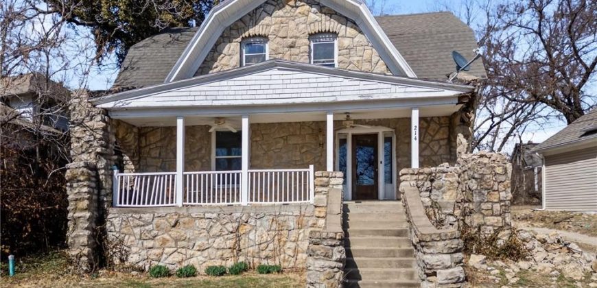 Homes for Sale in Excelsior Springs, MO 64024 | 214  Cliff Drive
