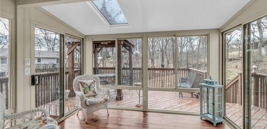 Homes for Sale in Lake Waukomis, MO 64151 | 756 NW South Shore Drive