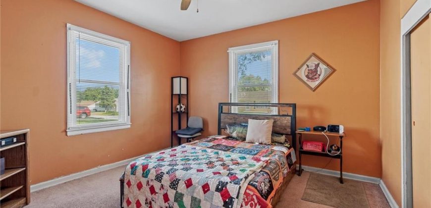Homes for Sale in Gladstone, MO 64118 | 604  66th Terrace