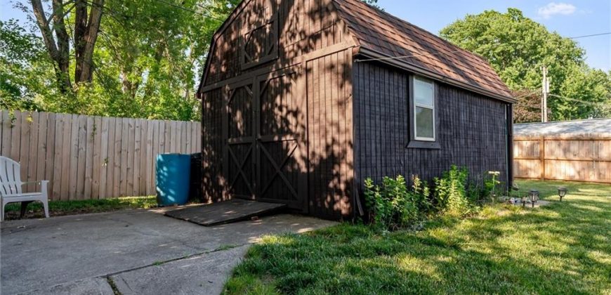 Homes for Sale in Gladstone, MO 64118 | 604  66th Terrace