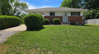 Homes for Sale in Smithville, MO 64089 | 605 E Summit Street